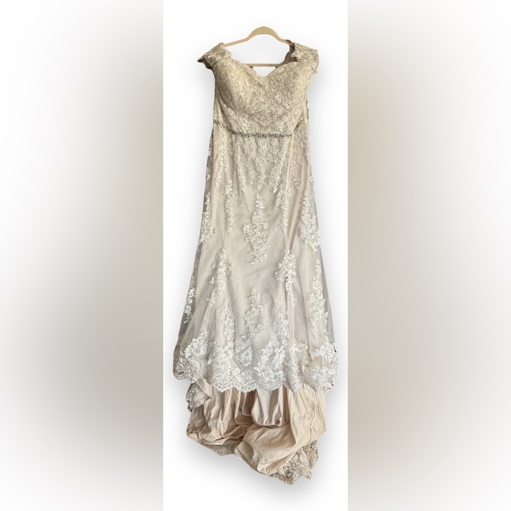 Morilee by Madeline Gardner Ivory Lace Wedding Dress – Size 24W (Altered)